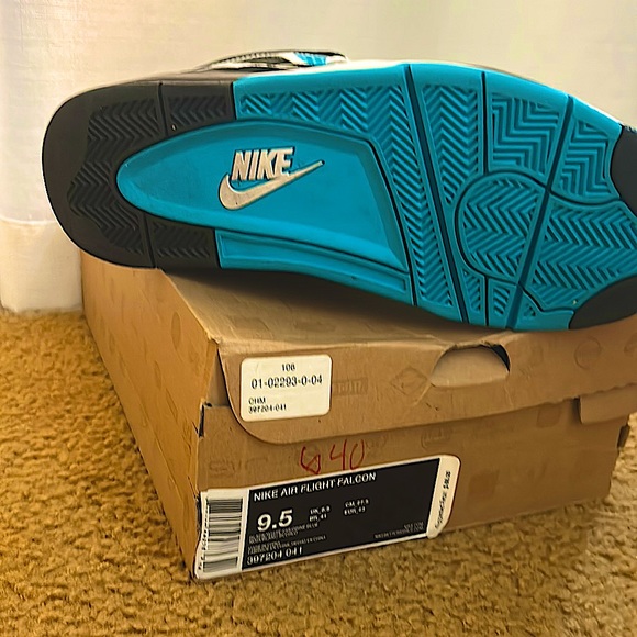 Blue nike - Picture 2 of 2